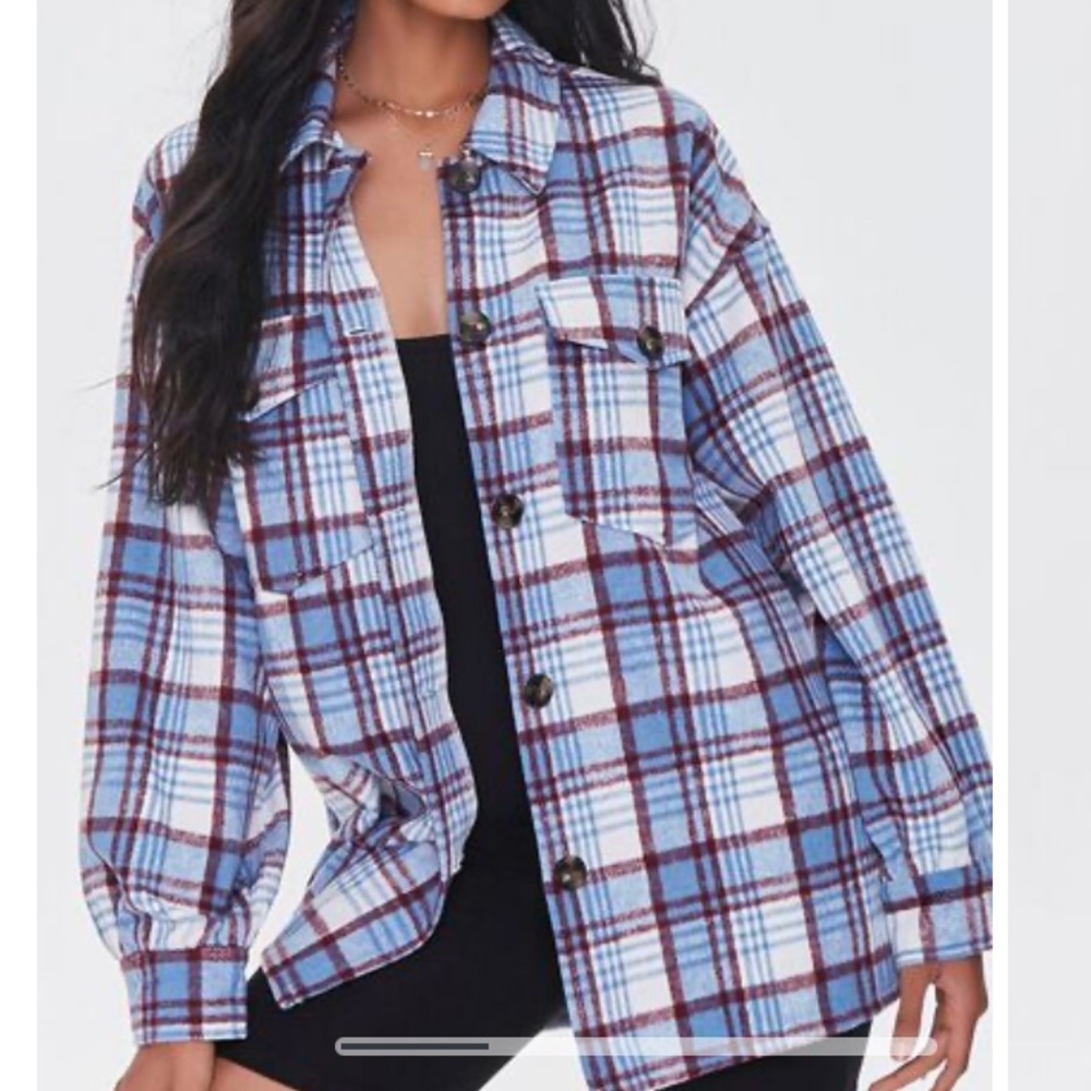 NWT Plaid Buttoned Shacket, Medium